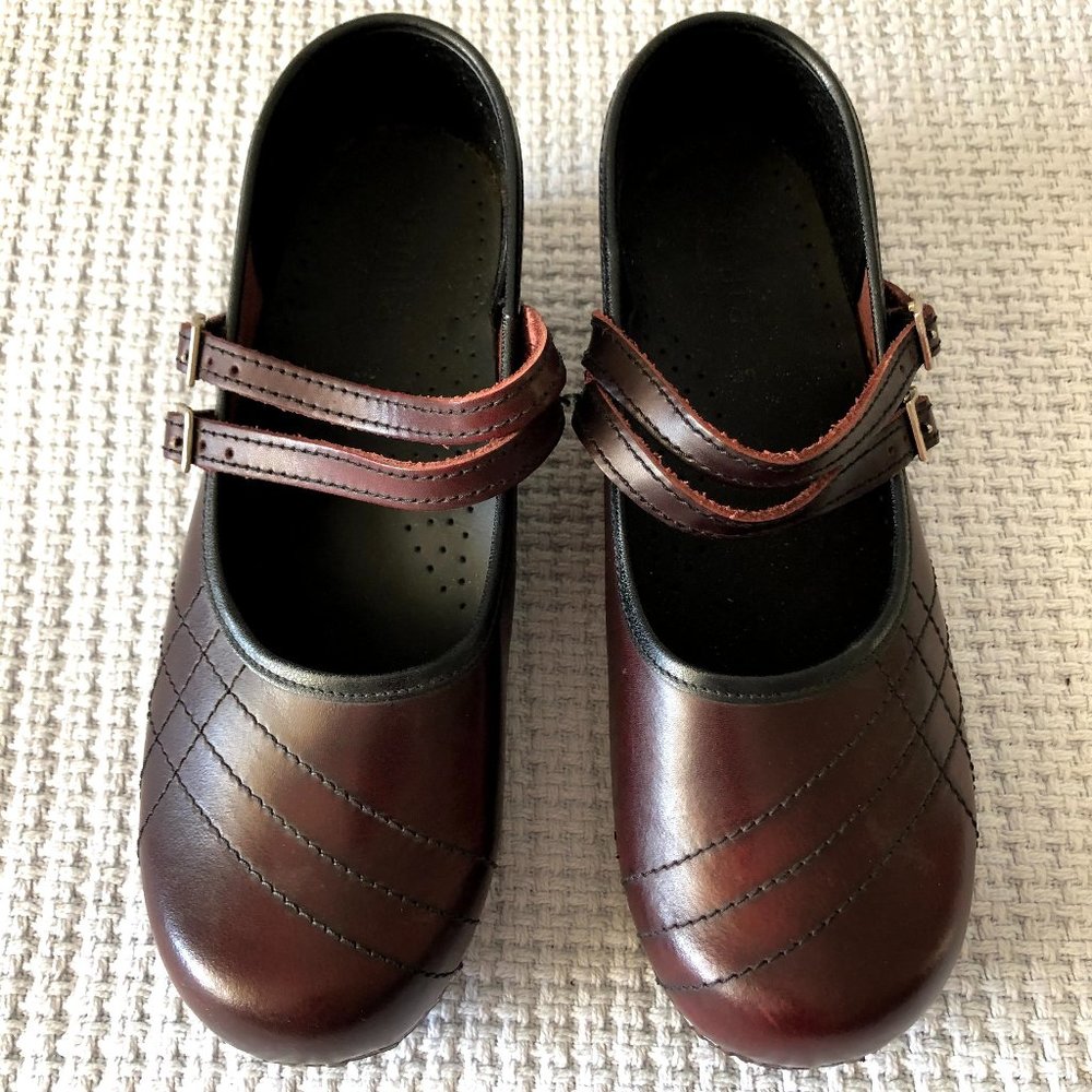 Sanitas Burgundy Mary Janes Women's 39